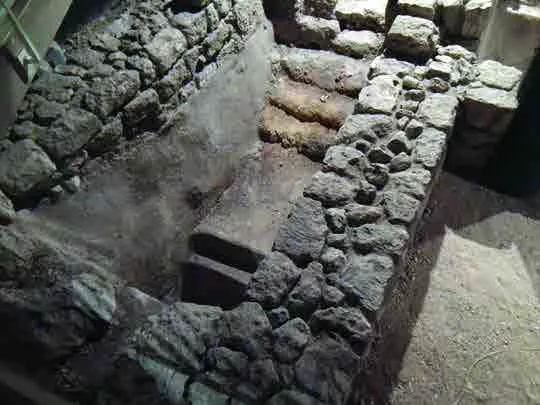 Остатки ритуального бассейна-микве