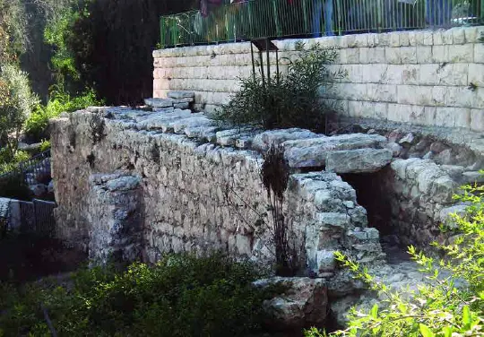 Древний акведук царя Ирода